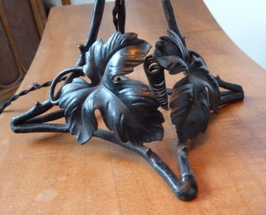 ミューラー兄弟（Muller Freres Luneville）作　アール・ヌーヴォー様式のテーブルランプ