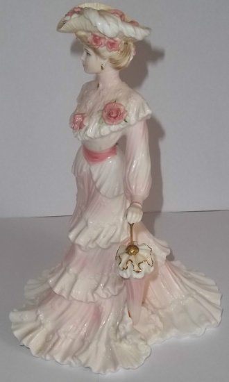 113　【レア・美品】コールポートフィギュア　＂レディ・アリス＂　フィギュリン