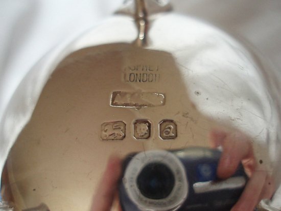 277　アスプレイ（ASPREY）アンティークスターリングシルバーのマスタードポット＆スプーン　1956年