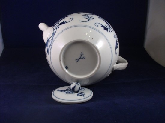 293　マイセン（Meissen）アンティーク　ブルーオニオン　ティーポット