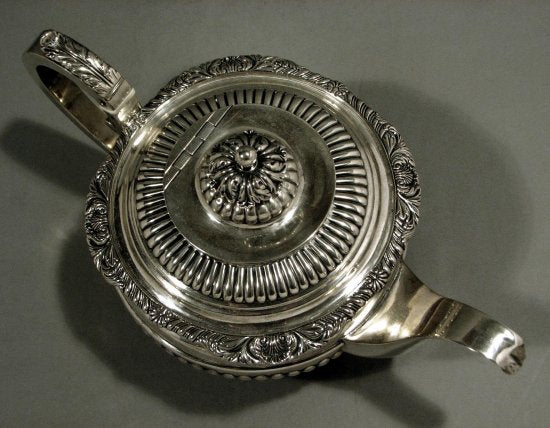285　ジョージ・ゴードン・マドラス（George Gordon Madras）アンティーク　インディアン・スターリングシルバー　ティーポット　1820年頃　ジョージ３世スタイル