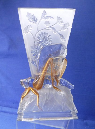 604　バカラ（Baccarat）アンティーク　キリギリスの花瓶