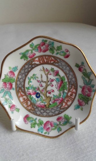 125　コールポート（COALPORT）アンティーク　ミニチュアカップ＆ソーサー　インディアンツリーのデザイン　1891年