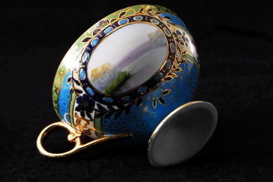 252 オールドノリタケ・金彩 風景図カップ＆ソーサー