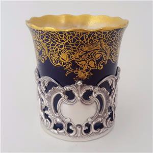 241　エインズレイ（Aynsley）アンティーク　アール・ヌーヴォー　スターリングシルバー製のケルビムのホルダーがついたカップ＆ソーサー　W. Hutton　1905年