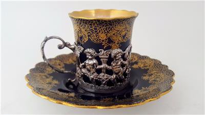 241　エインズレイ（Aynsley）アンティーク　アール・ヌーヴォー　スターリングシルバー製のケルビムのホルダーがついたカップ＆ソーサー　W. Hutton　1905年