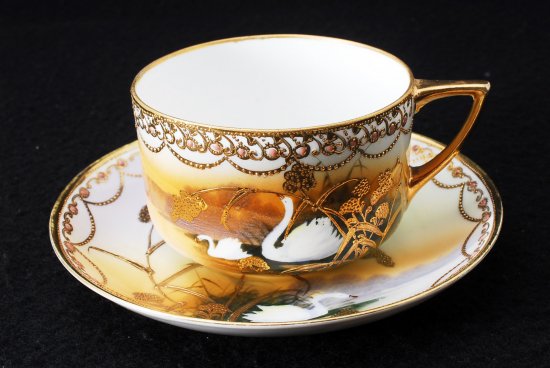 260 オールドニッポン 金盛りエナメルジュエル白鳥図 スワン カップ＆ソーサー