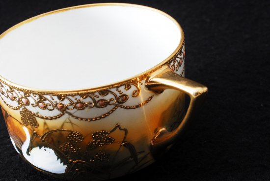 260 オールドニッポン 金盛りエナメルジュエル白鳥図 スワン カップ＆ソーサー