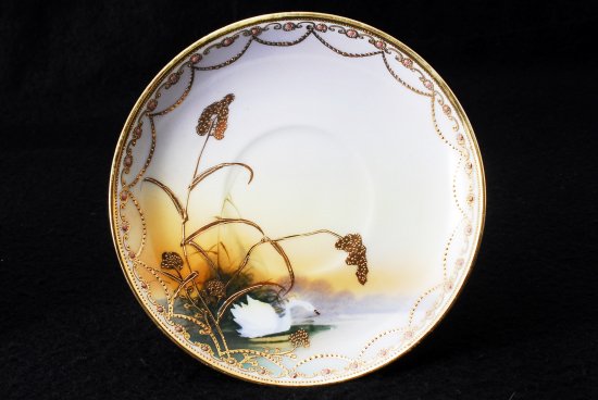 260 オールドニッポン 金盛りエナメルジュエル白鳥図 スワン カップ＆ソーサー