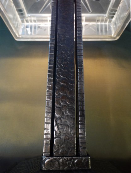 107　ミューラー兄弟（Muller Freres Luneville）作　アール・デコ様式のテーブルランプ　スクエア