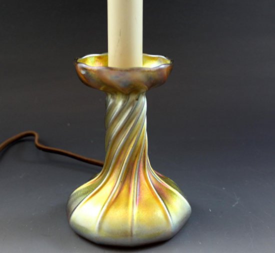 001 ルイス・コンフォート・ティファニー（Louis Comfort Tiffany）アンティーク　ファブリル・グラス　ゴールドのキャンドルランプ　1900年頃