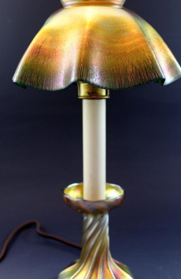 001 ルイス・コンフォート・ティファニー（Louis Comfort Tiffany）アンティーク　ファブリル・グラス　ゴールドのキャンドルランプ　1900年頃