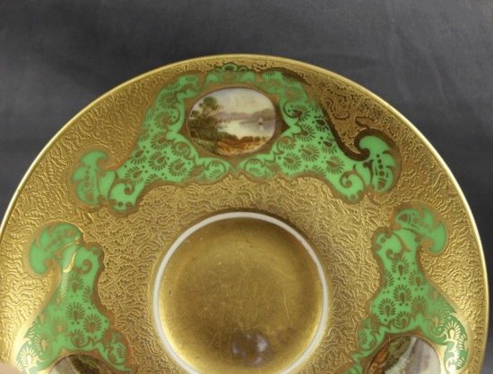 126　コールポート（Coalport）アンティーク　風景図　デミタスカップ＆ソーサー　グリーン＆ゴールド