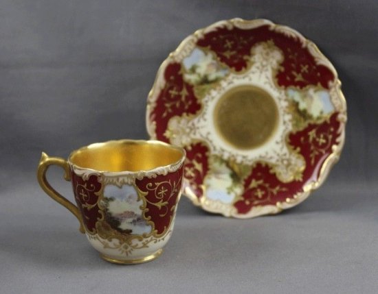 128　コールポート（Coalport）アンティーク　風景図　デミタスカップ＆ソーサー　レッド＆ゴールド