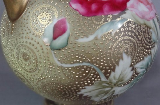 280　ニッポン・オールドノリタケ　アンティーク　盛上げ装飾とポピーの花瓶