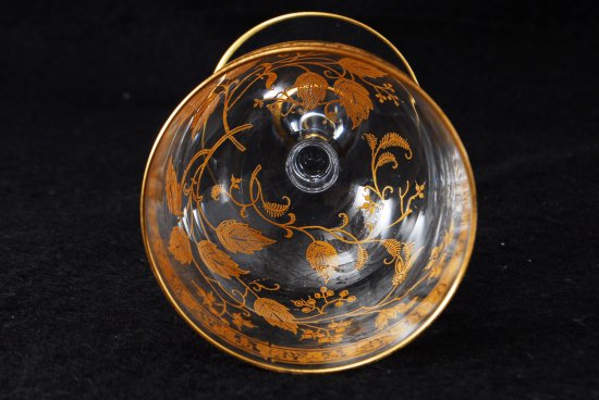 630 オールドバカラ(Baccarat)　金彩エッチング　花葉模様　ワイングラス