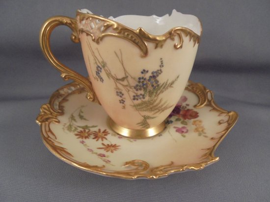 ロイヤルウースター　ポーセリンカップ＆ソーサー　19世紀製造