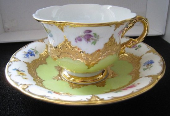 マイセンＢフォーム　コーヒーカップ＆ソーサー　金箔加工