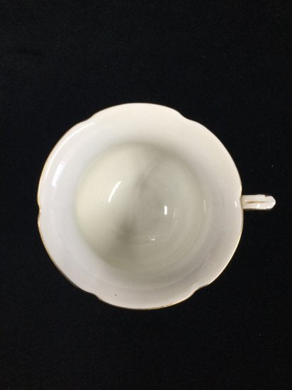 328マイセン Bフォーム １級品 グリーン 小花柄カップ＆ソーサー