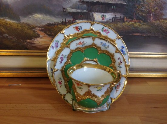 マイセンＢフォーム１級品 カップ＆ソーサー＆プレートセット グリーン