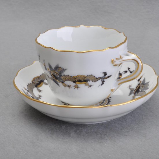 マイセンMeissen　コーヒーカップ＆ソーサー 　　　　　　　 ドラゴングレー