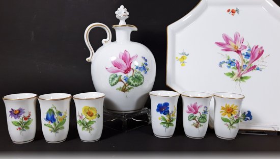 ドイツ製　マイセンMeissen　 リキュールセット　　　　（ポット、トレイ、カップ）