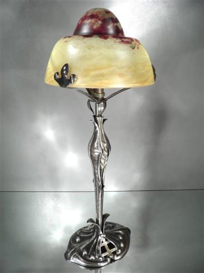 ドームナンシー＆ルイ･マジョレル パート･ド･ヴェールランプ