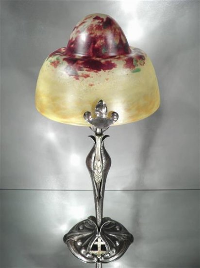 ドームナンシー＆ルイ･マジョレル パート･ド･ヴェールランプ