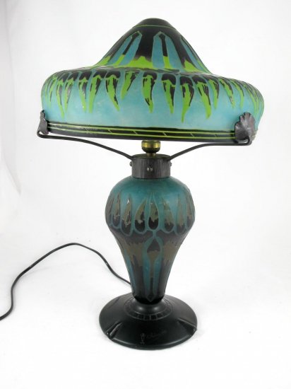 シュナイダー兄弟（シャルル・シュナイダー）　フレンチカメオガラス　テーブルランプ　アール・デコ様式　1930年頃