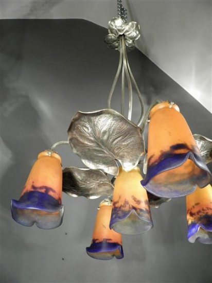 ミューラー兄弟（MULLER FRÈRES LUNÉVILLE）シャンデリア　パート・ド・ヴェール　アール・ヌーボー様式　1920年頃