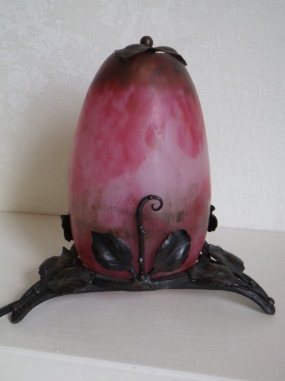 ドーム・ナンシー Daum Nancy ガラスペースト製 鉄で装飾されたアンティークランプ