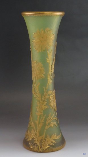 ドーム兄弟（ドーム・ナンシー）カメオ彫り　ガラス花瓶　黄緑色　金彩　1890-1906年頃