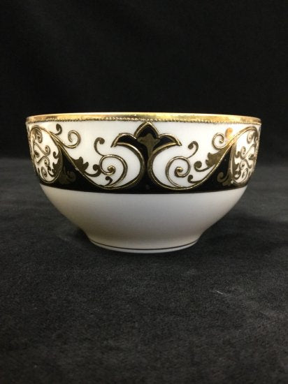 オールドノリタケ ブラックリム金彩装飾 カップ&ソーサー