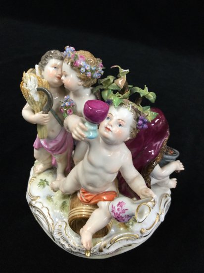 マイセン Meissen 「四季の寓意の天使達 」ケンドラー作