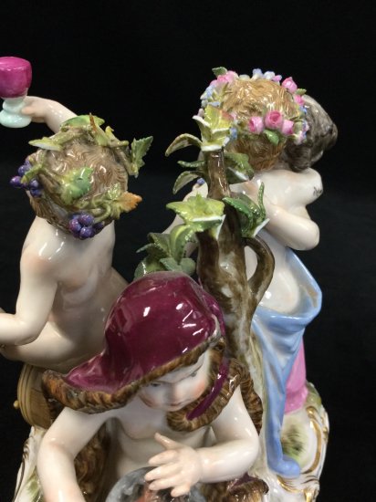 マイセン Meissen 「四季の寓意の天使達 」ケンドラー作