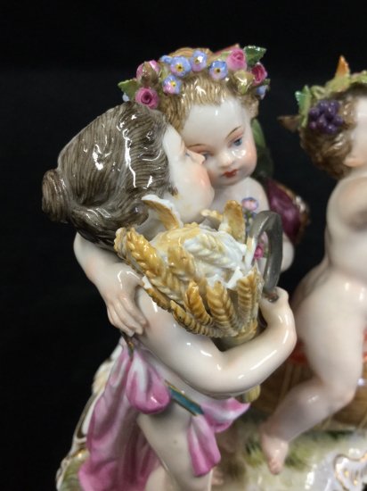 マイセン Meissen 「四季の寓意の天使達 」ケンドラー作