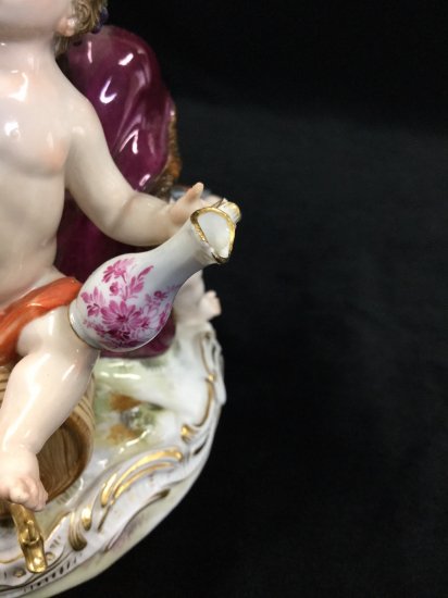 マイセン Meissen 「四季の寓意の天使達 」ケンドラー作