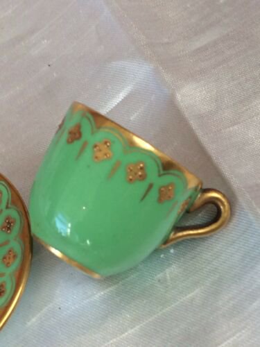 コールポート　グリーンと金彩のカップ＆ソーサ