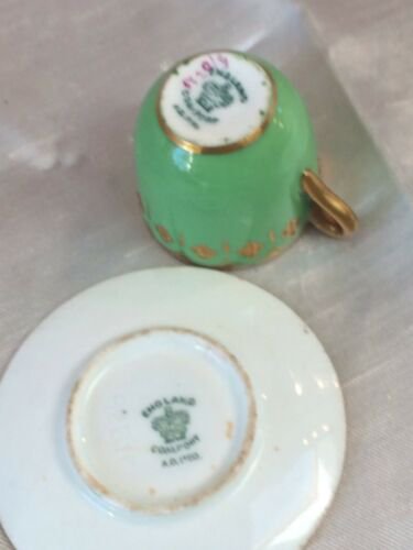 コールポート　グリーンと金彩のカップ＆ソーサ
