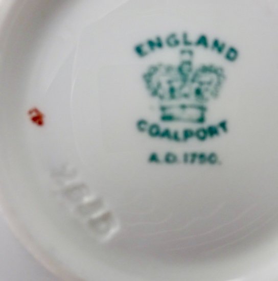 コールポート　アンティーク　デミタスカップカップ&ソーサー　エナメル&金箔