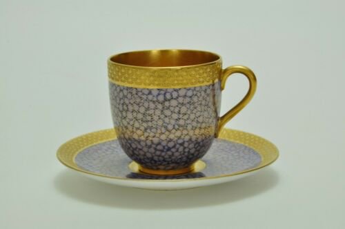 コールポート　コバルトとゴールドの幾何学模様のカップ＆ソーサー