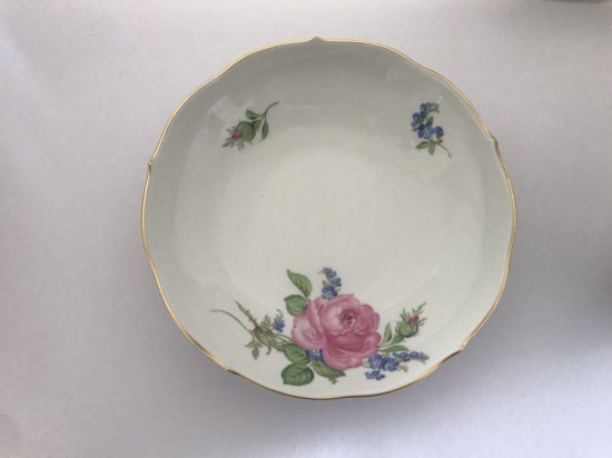 マイセン Meissen ピンクローズと忘れな草 トリオセット　勿忘草 カップ＆ソーサー
