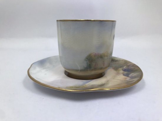 ロイヤルウースター　女性が描かれたカップ＆ソーサー sedgley作