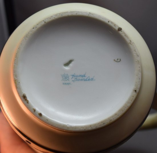 オールドノリタケ　コーヒーポット　手描きの風景画　湖畔の景色と花の縁取り