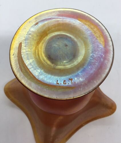 ルイス・カムフォート・ティファニー（Louis Comfort Tiffany）ファブリル・グラス　玉虫 花瓶