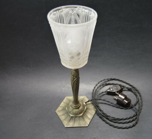 ミューラー兄弟　幾何学文様のアールヌーボーテーブルランプ