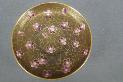 ロイヤルウースター　すみれの花が描かれたデミタスカップ&ソーサー