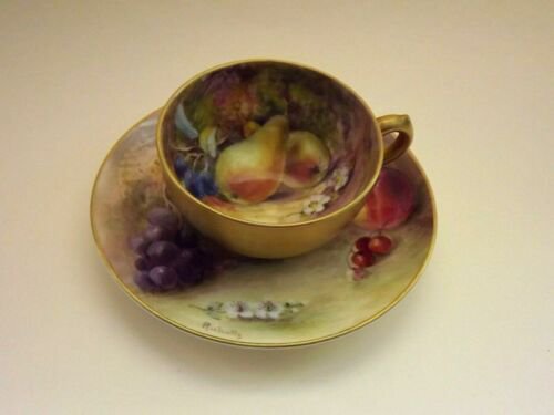ロイヤルウースターペインテッドフルーツカップ＆ソーサー　洋梨