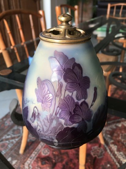 エミールガレ　すみれの花のテーブルランプ　1900年製