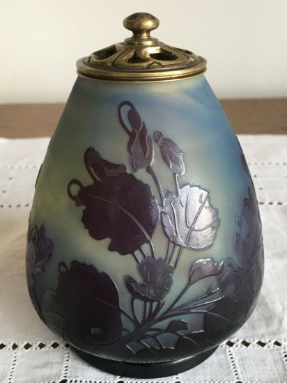 エミールガレ　すみれの花のテーブルランプ　1900年製